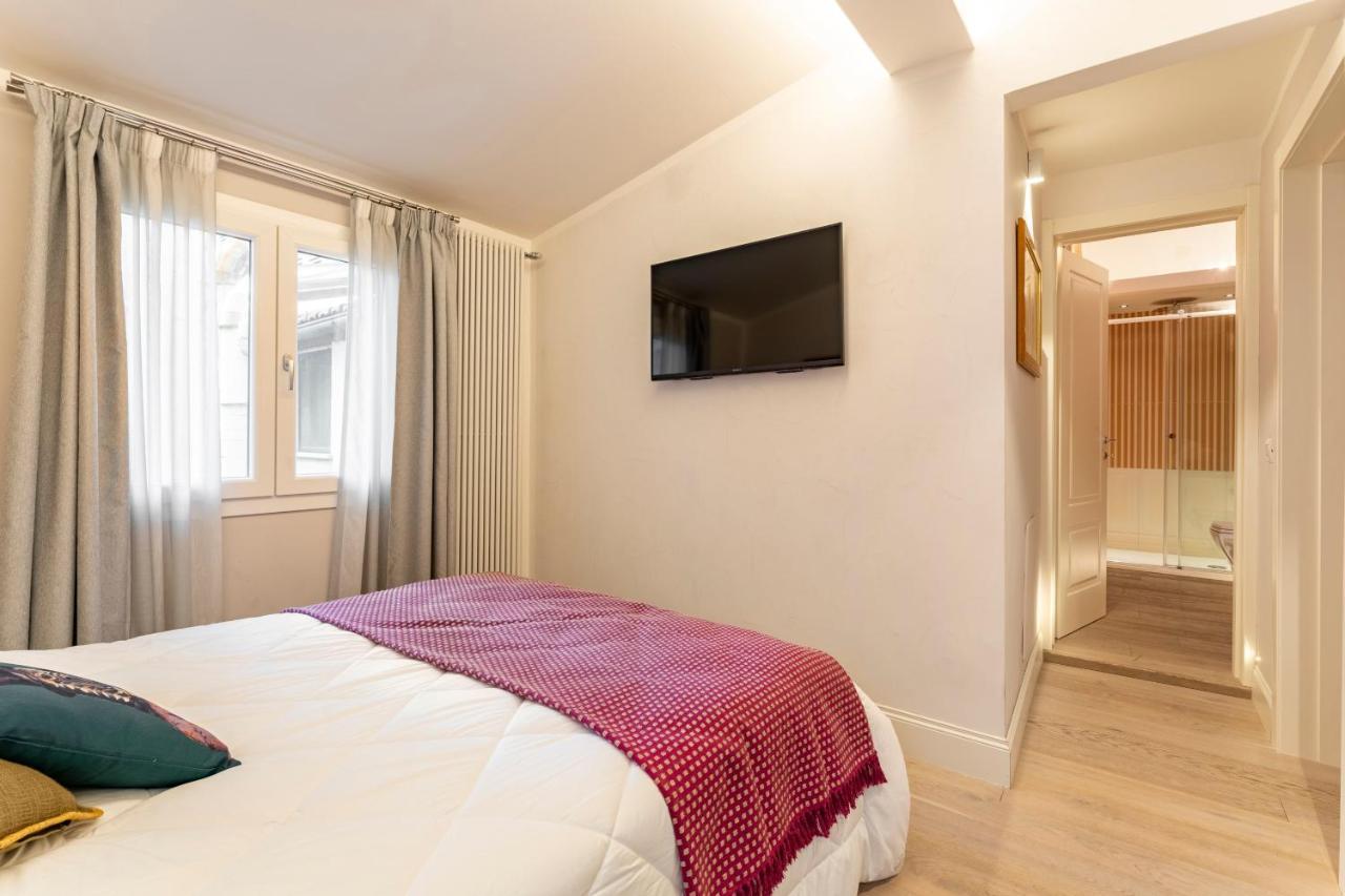 Art Apartment Luxury Sofia Suite Флоренція Екстер'єр фото