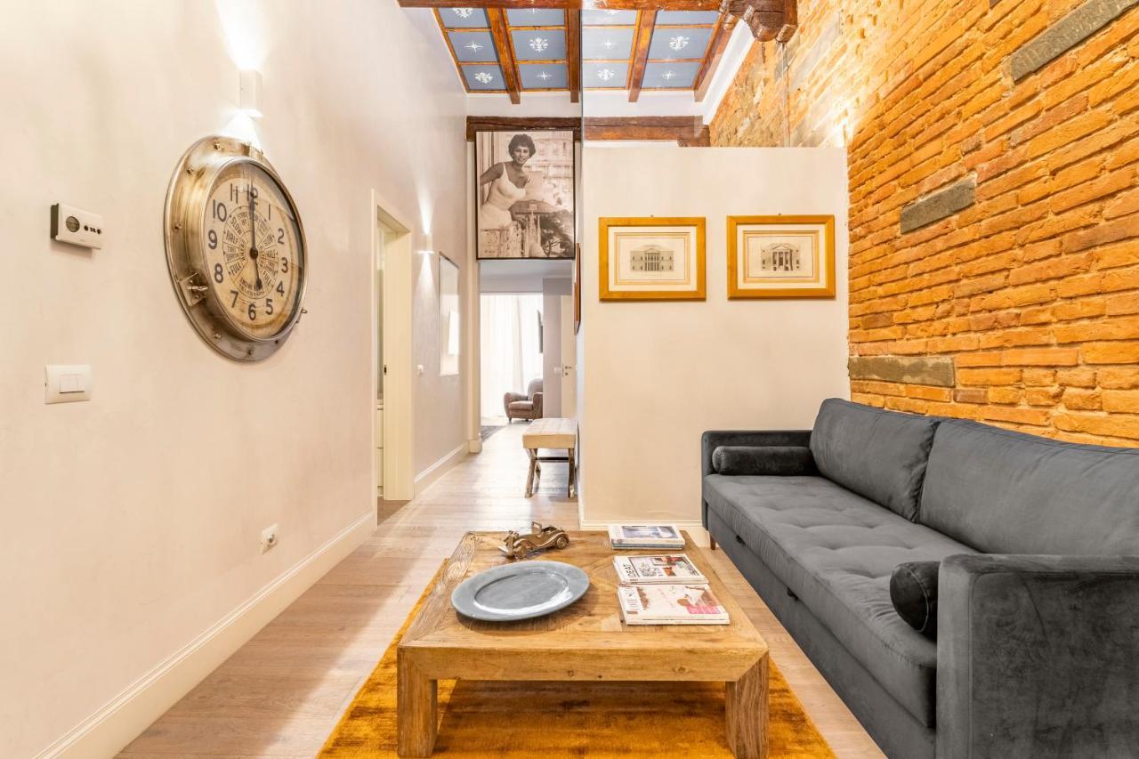 Art Apartment Luxury Sofia Suite Флоренція Екстер'єр фото