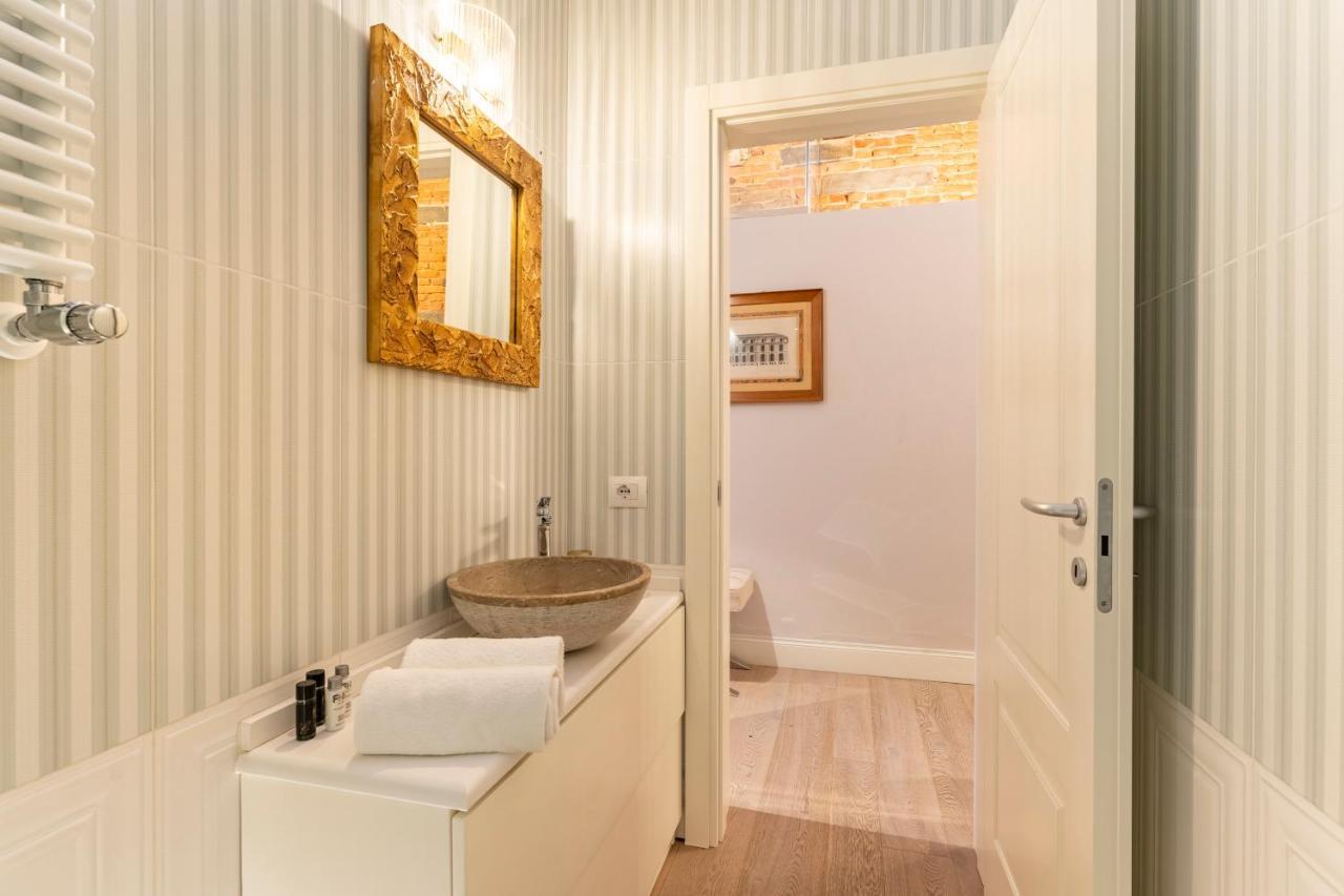 Art Apartment Luxury Sofia Suite Флоренція Екстер'єр фото